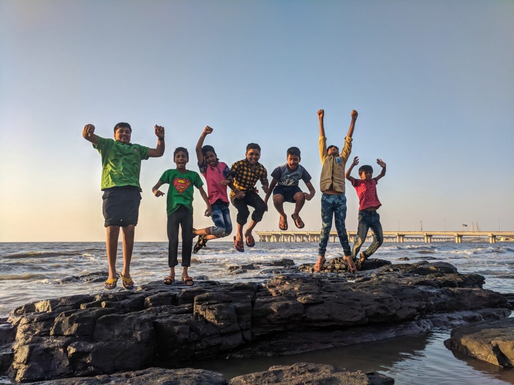 Learning English: Simon Says Pexels Guduru Ajay Bhargav 939702 1024x768