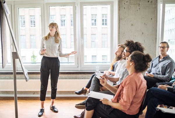 10 Tips To Give A Good Presentation In English